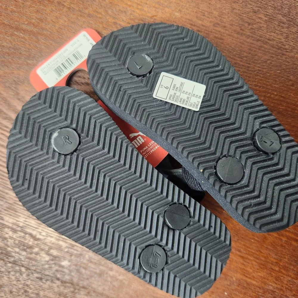 NWT Puma Toddler Flip Flops Sandals Size 6 Slip On‎ Beach Pool Shoes
